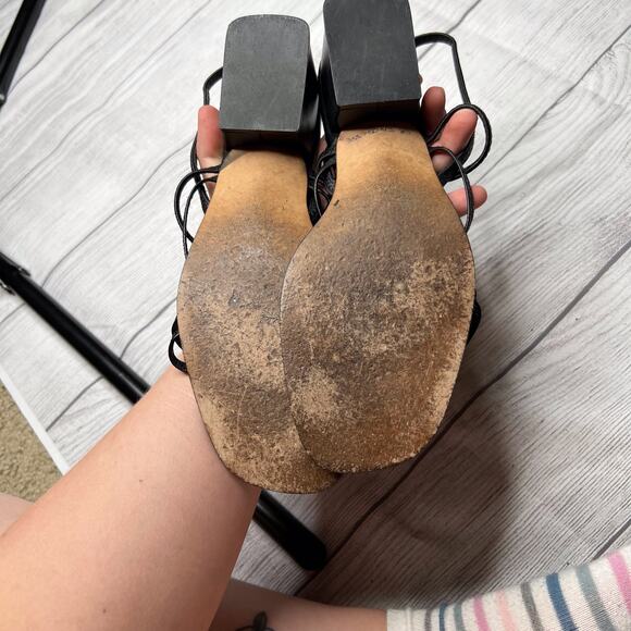 Stuart Weitzman Strappy Sandals Black Patent Leather Heels Sz 9.5B - Picture 6 of 7